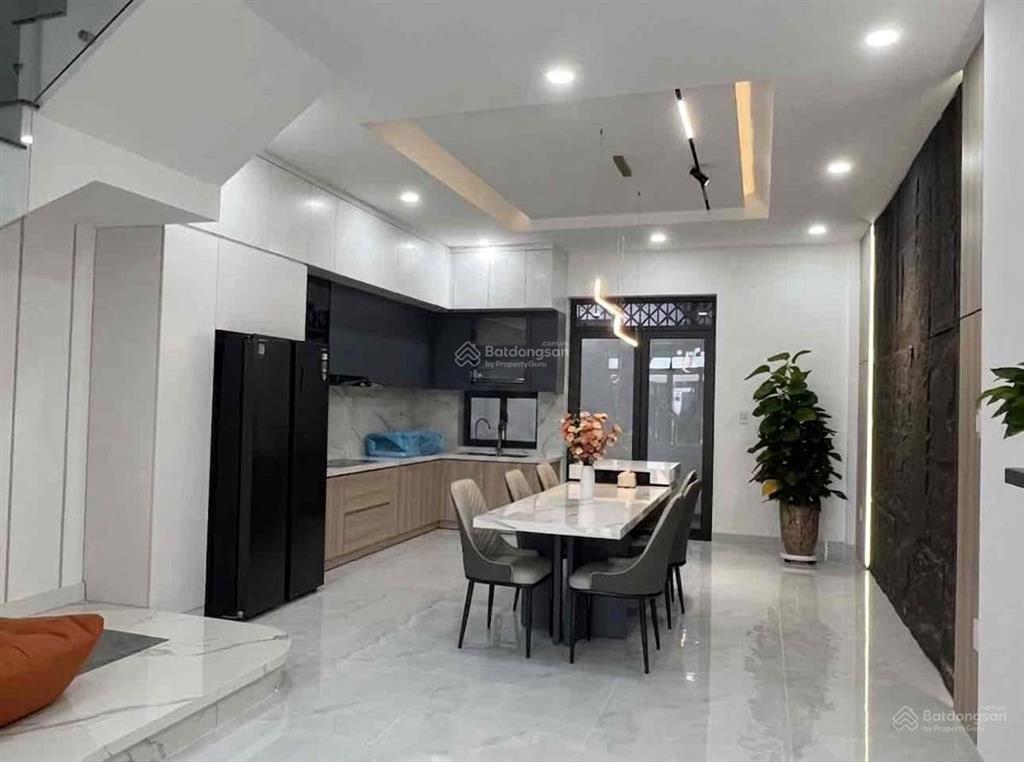 Nhà 1 trệt 1 lầu gần chợ quang vinh 3, bình cơ, tp hcm (bình dương cũ)
