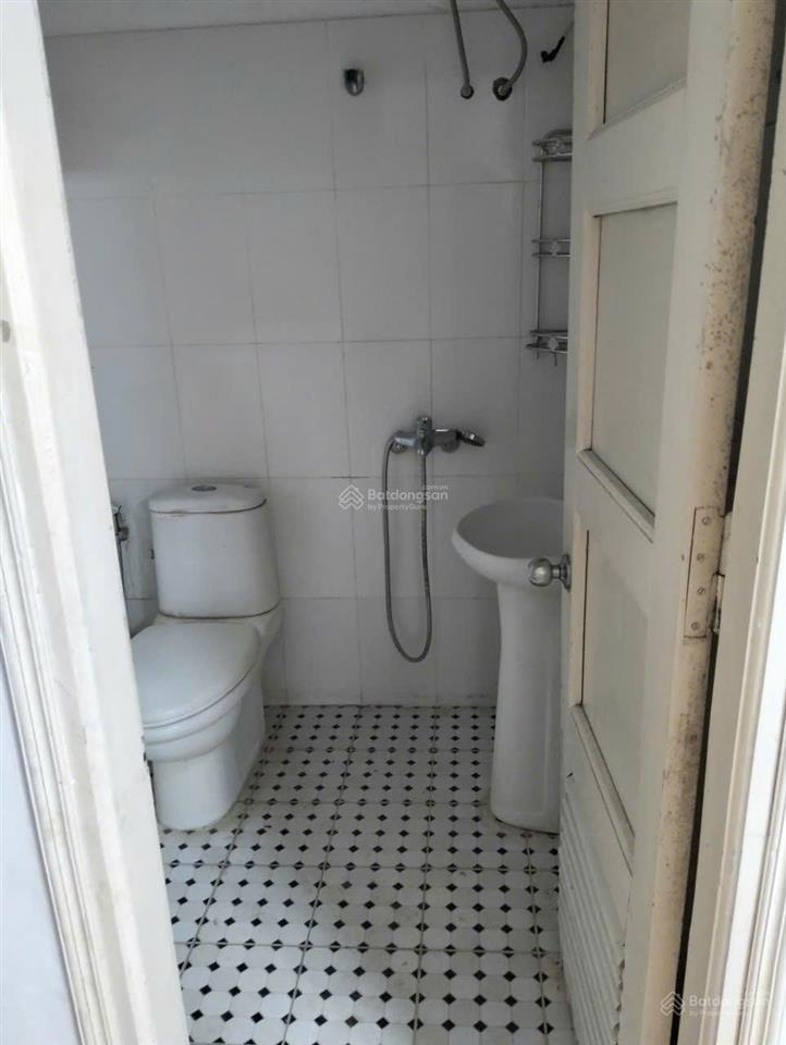 Cho thuê căn hộ 503 nhà e3a, số 7 vũ phạm hàm, yên hoà cg, hn . chính chủ o985.951,919