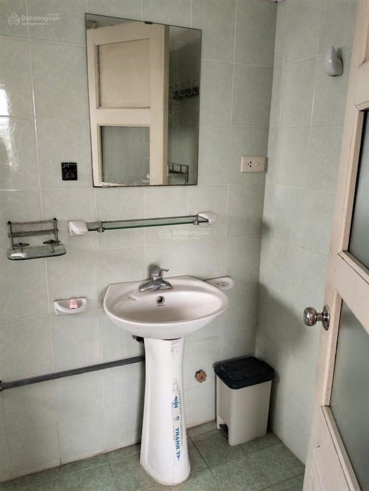 Cho thuê căn hộ 503 nhà e3a, số 7 vũ phạm hàm, yên hoà cg, hn . chính chủ o985.951,919