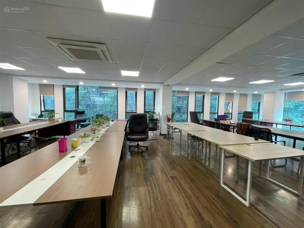 Cho thuê sàn văn phòng tại mỹ đình, đường lê đức thọ, nam từ liêm dt 106m2 giá cực rẻ chỉ 106m2 .
