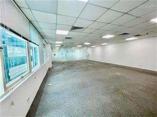 Cho thuê văn phòng tại cầu giấy  tòa nhà hoàng ngọc  view kính thoáng  dt 130m2 giá rẻ