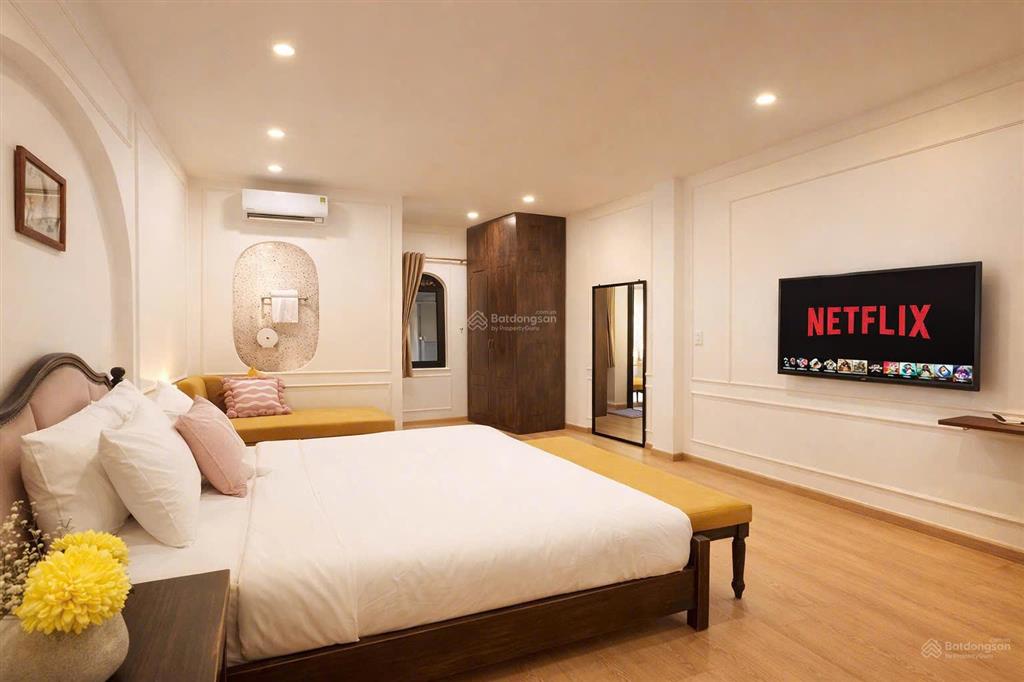 Quá hot! mặt tiền phan tôn, q1. ngang 4 x20, 3 tẩng. đang có hợp đồng thuê 80 triệu/ tháng