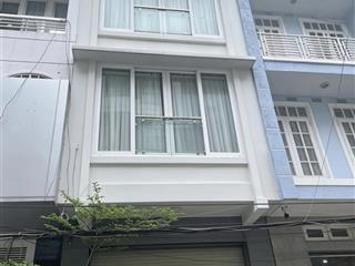 Bán nhà 2 mặt tiền hoa phượng, q. phú nhuận dtsd 550m², 5 tầng  hđt 120 tr/th  giá 27 tỷ