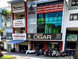 Bán nhà mt nguyễn thị minh khai quận 1  dt 6,5x19m nở hậu, 3 tầng  hđt 110 triệu/tháng  39,5 tỷ
