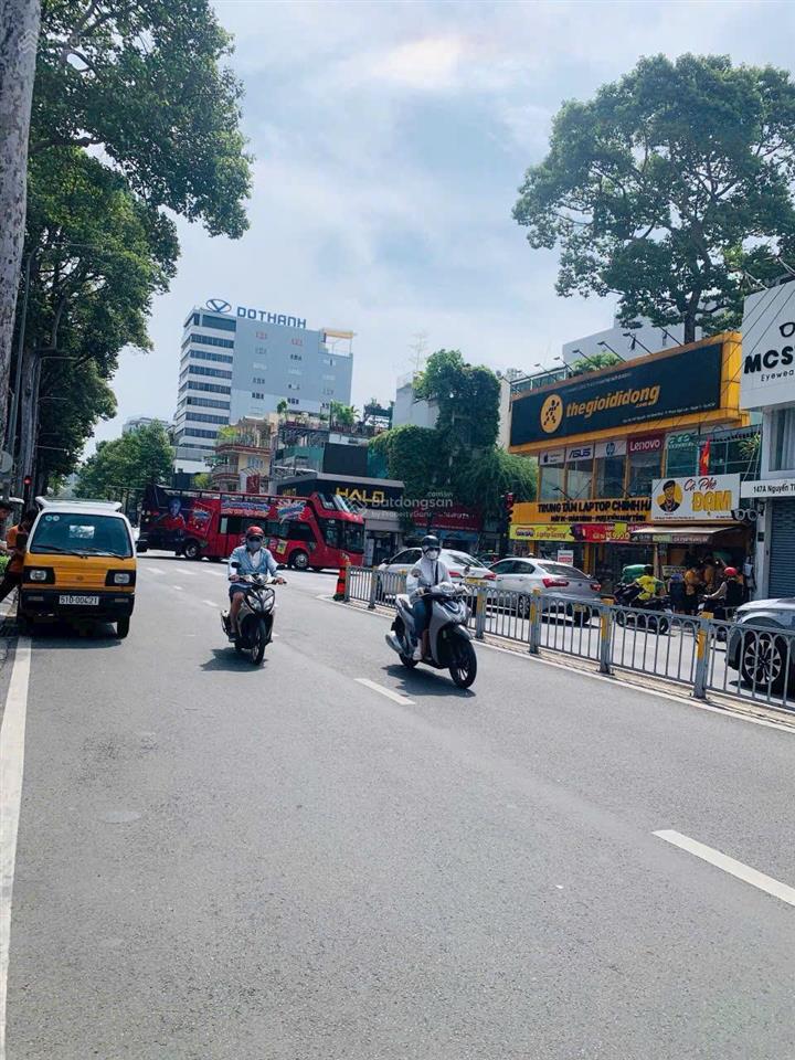 Bán nhà mt nguyễn thị minh khai quận 1  dt 6,5x19m nở hậu, 3 tầng  hđt 110 triệu/tháng  35 tỷ