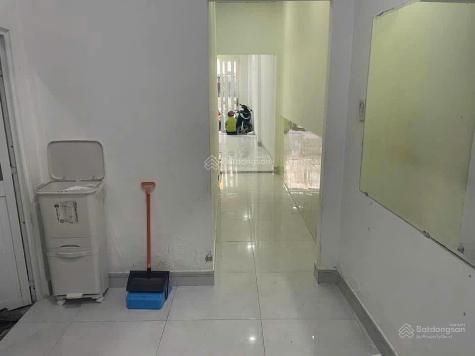 Bán nhà quận 10 dưới 10 tỷ, hẻm to, thu nhập khoảng 30 triệu/tháng