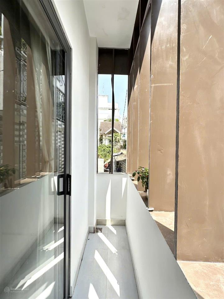Bán nhà đường 3 2 quận 10 , hẻm 6m ba tháng hai quận 10, 6 tầng, chỉ nhỉnh 7 ty