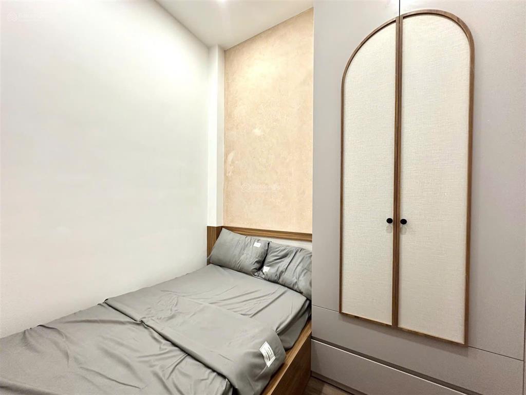 Bán nhà đường 3 2 quận 10 , hẻm 6m ba tháng hai quận 10, 6 tầng, chỉ nhỉnh 7 ty