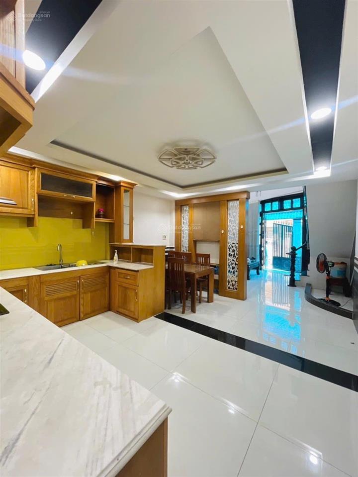 Siêu phẩm sát mặt tiền dương quảng hàm 65 m2 4 tầng  7 tỷ