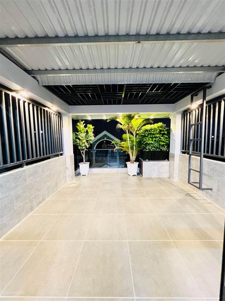 Bán nhà phong cách hiện đại 6 tầng  55m2  9 tỷ