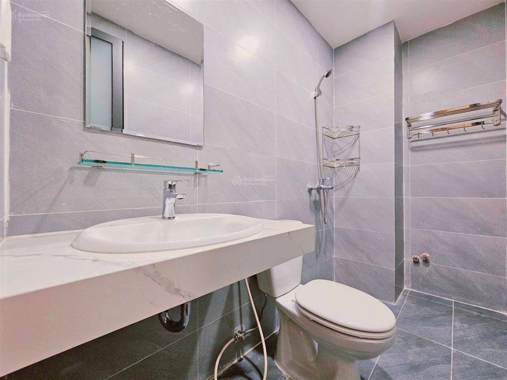 Bán nhà nhà mới ô tô ngủ trong nhà  nguyễn xí 55m2 10 tỷ