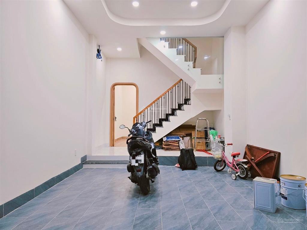 Bán nhà nhà mới ô tô ngủ trong nhà  nguyễn xí 55m2 10 tỷ