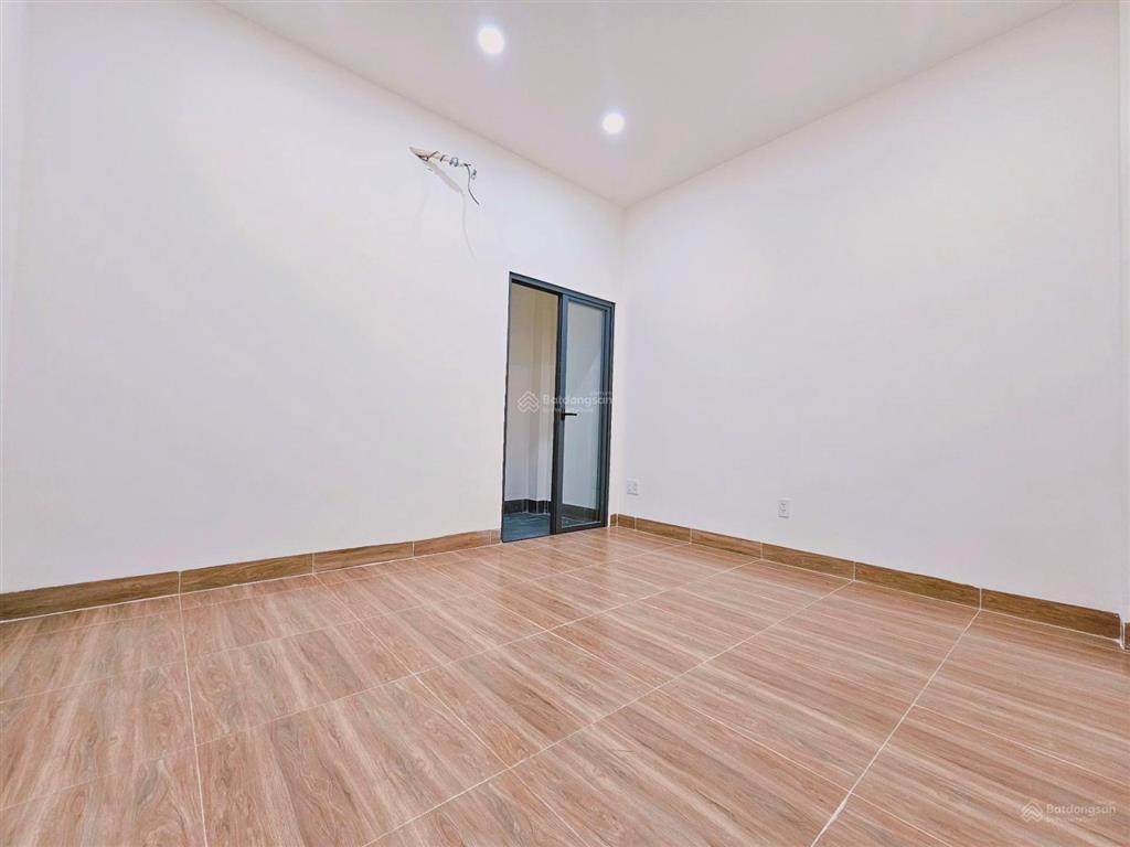 Bán nhà nhà mới ô tô ngủ trong nhà  nguyễn xí 55m2 10 tỷ