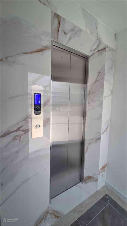 Sát mặt tiền chợ bà chiểu  55m2  ô tô đỗ cửa  5 tầng