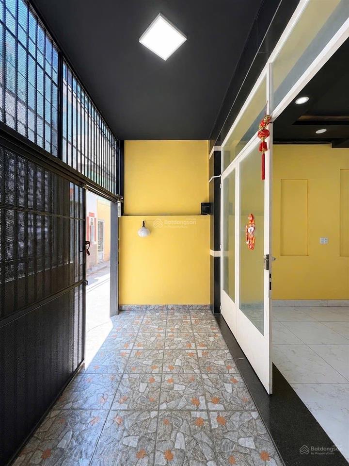 Nguyên hồng, p.11, bình thạnh 60m chỉ 7.x tỷ