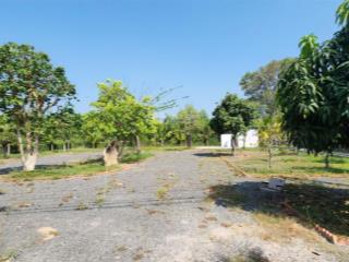 Lô farm nghỉ dưỡng hồ tràmgóc 2mt dt 1835m2 250m2 thổ cư sh sẵn cách biển 3km