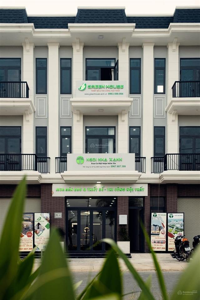 Shophouse the sol city vừa ở kết hợp văn phòng  1t 2l  full nội thất  vào ở ngay  15tr/tháng