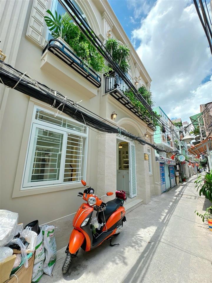 Nhà mới đẹp  58m2  có pn dưới trệt, đường tân thuận tây  sát bên chung cư cao cấp ecogreen q7