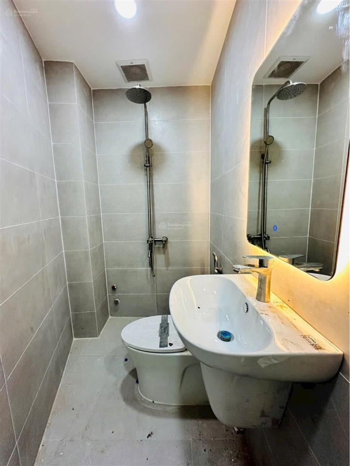 Nhà 1 trệt 2 lầu  mặt tiền hẻm 502 huỳnh tấn phát  chợ lý phục man  giá 4890