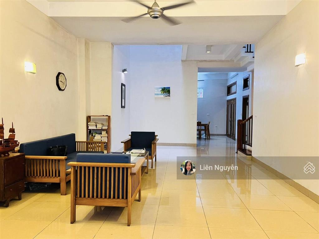 Bán nhà mặt phố dương văn bé, 70m2, 4 tầng, mặt tiền 7.2m, 29.8 tỉ, kinh doanh đồ ăn