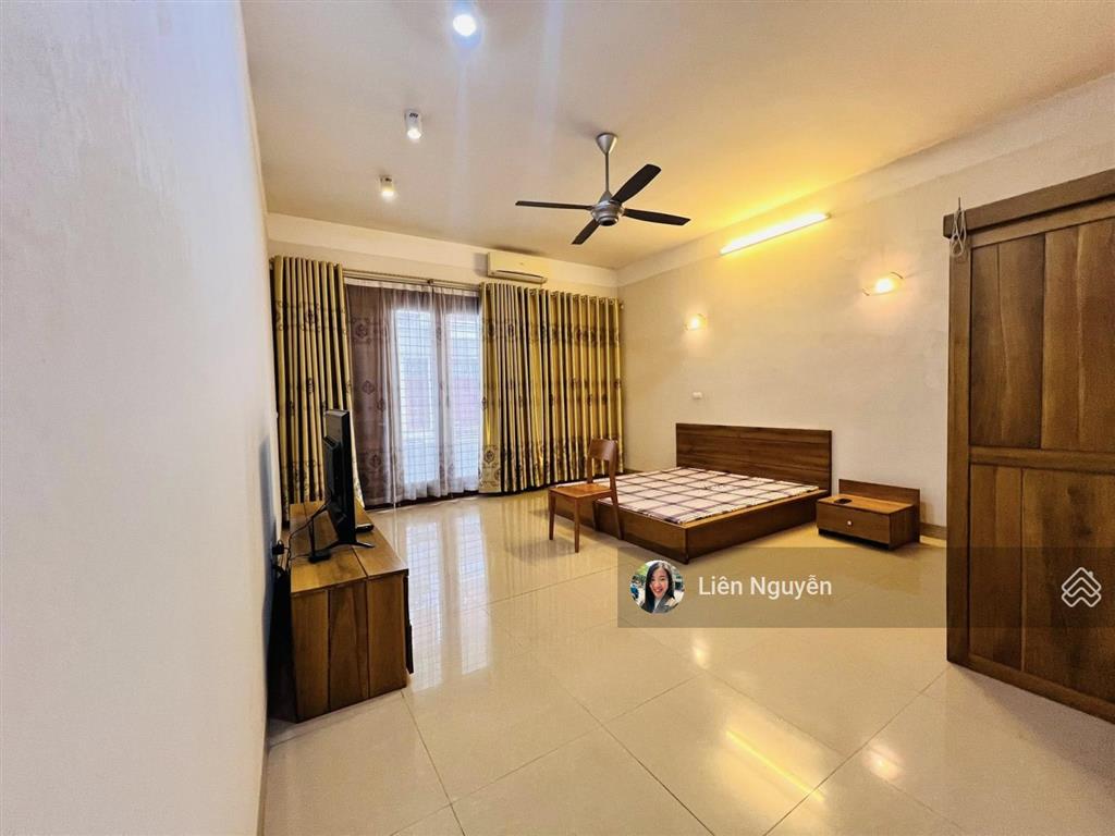 Bán nhà mặt phố dương văn bé, 70m2, 4 tầng, mặt tiền 7.2m, 29.8 tỉ, kinh doanh đồ ăn