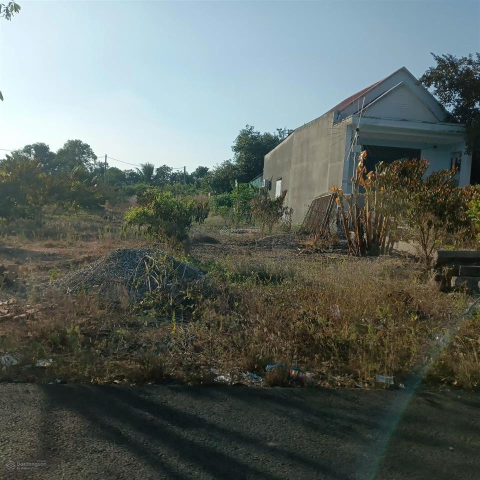 Bán đất 512.5m² có sẵn 80m² thổ cư ngang 10m giá 11.8 tỷ tại xã hồ tràm