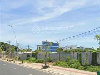 Miếng đất lớn vị trí vàng ngã tư biển hồ tràm  đất ở có thổ cư dt 1014m2