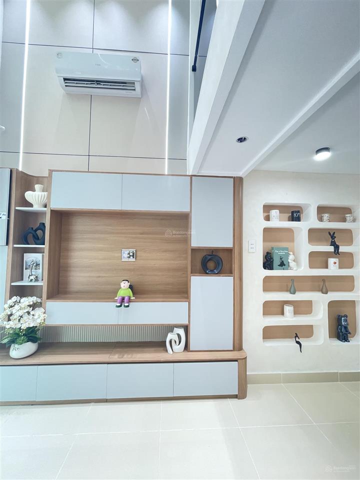 Đối diện trường phan chu trinh| thống nhất gò vấp | 4 tầng | 3pn | 3 wc | hẻm xe hơi | 4 tỷ 390