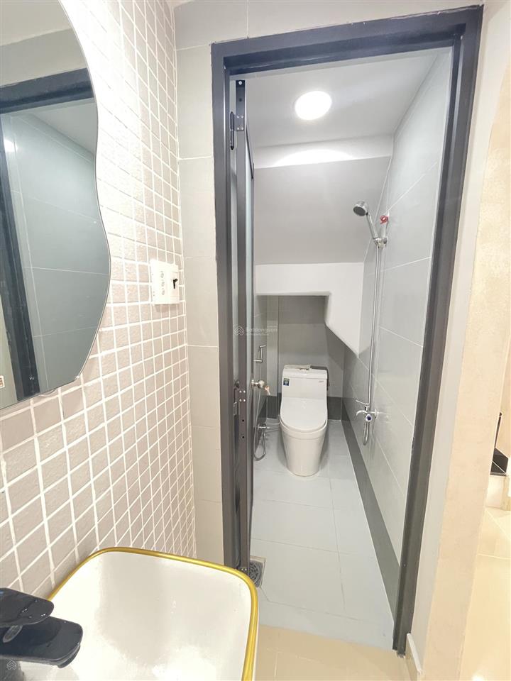 Đối diện trường phan chu trinh| thống nhất gò vấp | 4 tầng | 3pn | 3 wc | hẻm xe hơi | 4 tỷ 390