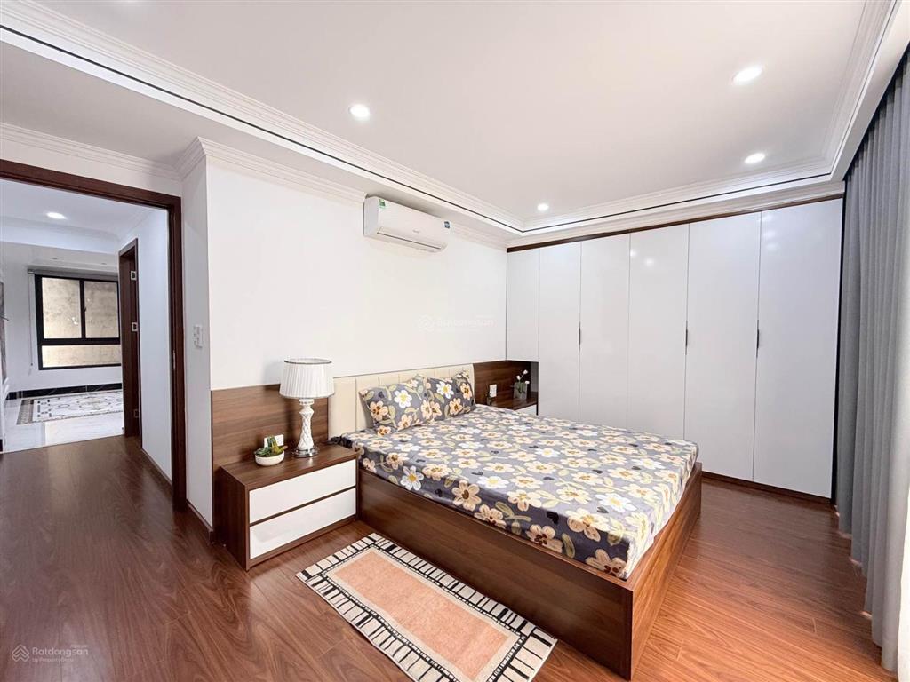 Nhà đẹp nét căng la thành chỉ cần xách vali vào ở  18 tỷ