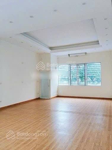 Vip mặt ngõ kinh doanh oto tránh 2mặt thoáng vỉa hè rộng hồ tùng mậu dt 39,3m c4 mt 5m 9.4 tỷ