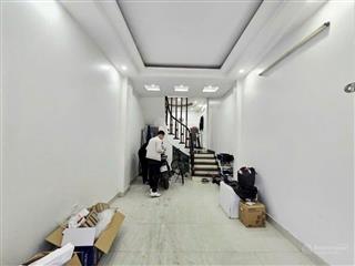 Hiếm hiếm nhà mặt ngõ ở ngay vài bước chân ra phố lạc long quân tây hồ dt 33m 5tầng mt 3.4m giá chà