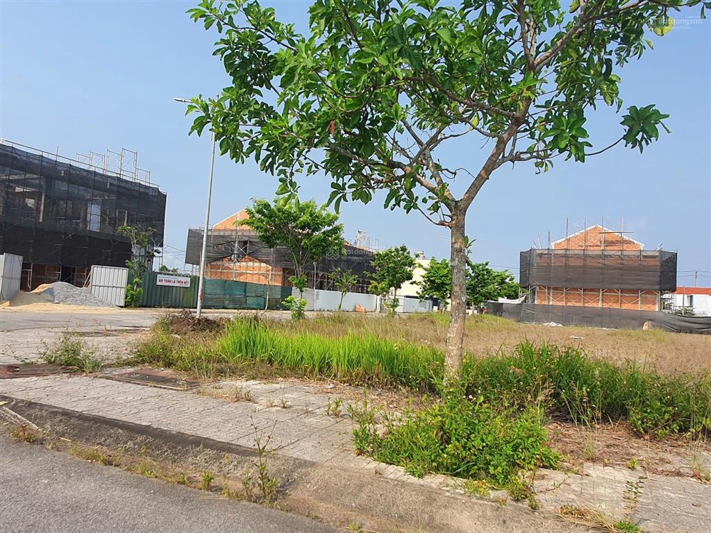 Hàng hiếm lô lớn 156m2, mặt tiền đường rộng 25m tại khu dịch vụ hỗn hợp vsip quảng ngãi