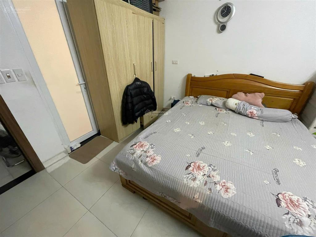 Bán chung cư toà n01a k35 tân mai  hoàng mai dt 77m2 gồm 2pn, 2 wc, giá 6,9 tỷ.  0983 873 ***