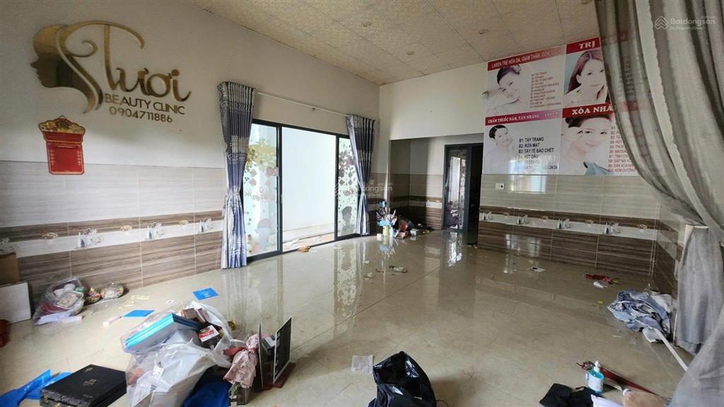 Nhà mặt tiền đt 741, 350m², mặt tiền 7,1m, vĩnh hoà, phú giáo, bình dương, chỉ 3tỷ800