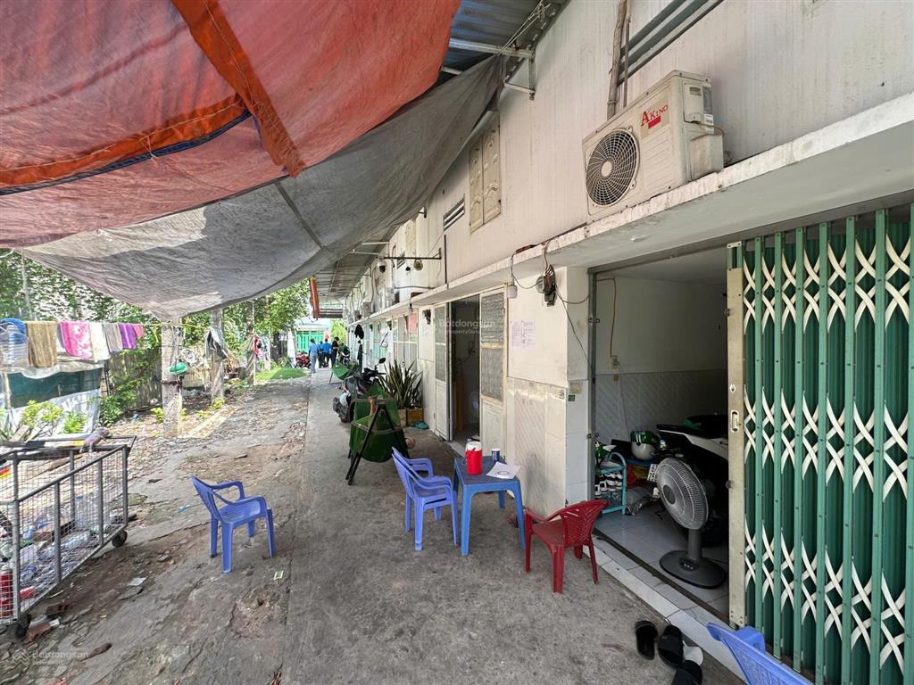 Dãy 8 phòng trọ = 2tỷ401 thoáng mát gác đúc mặt tiền nh3, chánh phú hòa, bến cát, bình dương