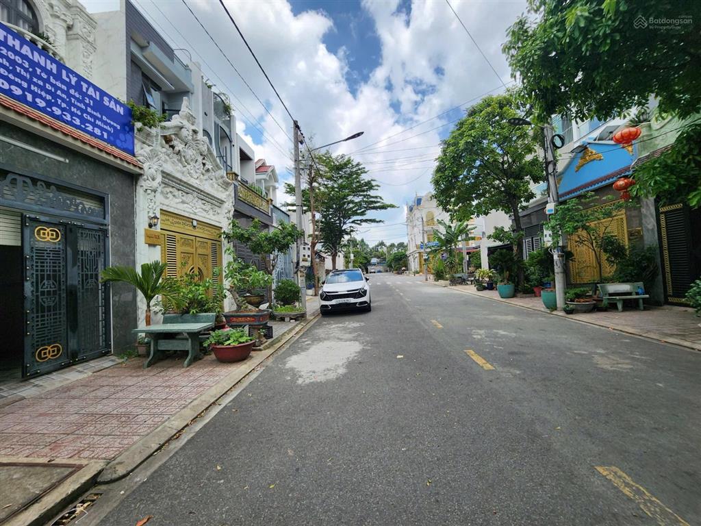 4,1 x 20,6 nhà kdc lê phong, dĩ an, bình dương chỉ 3 tỷ 878