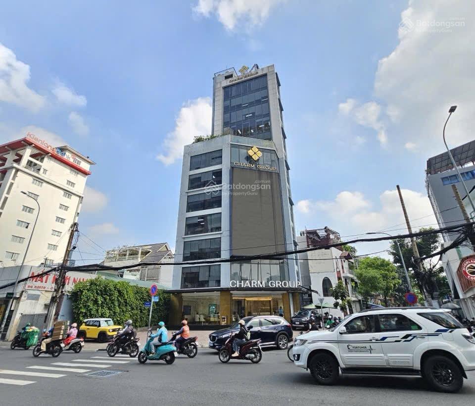 Cho thuê văn phòng 800 triệu, 1700m2 tại cách mạng tháng tám, p 13, q3, tp. hcm