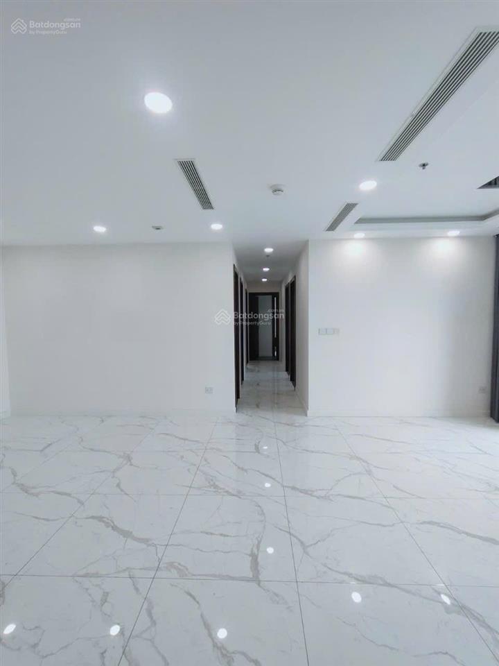 Sunshine city quận 7 4pn3wc 132m2đang có hợp đồng thuê 23 triệu /1 tháng