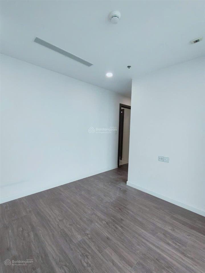 Sunshine city quận 7 4pn3wc 132m2đang có hợp đồng thuê 23 triệu /1 tháng