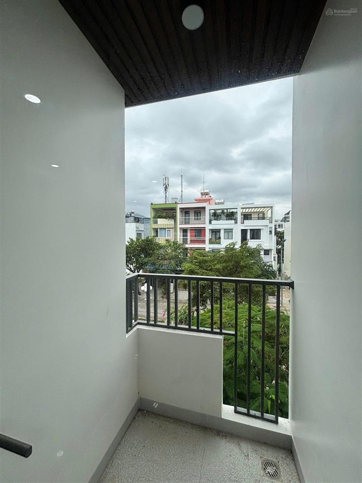 Cho thuê nhà đẹp full nội thất kđt an bình tân