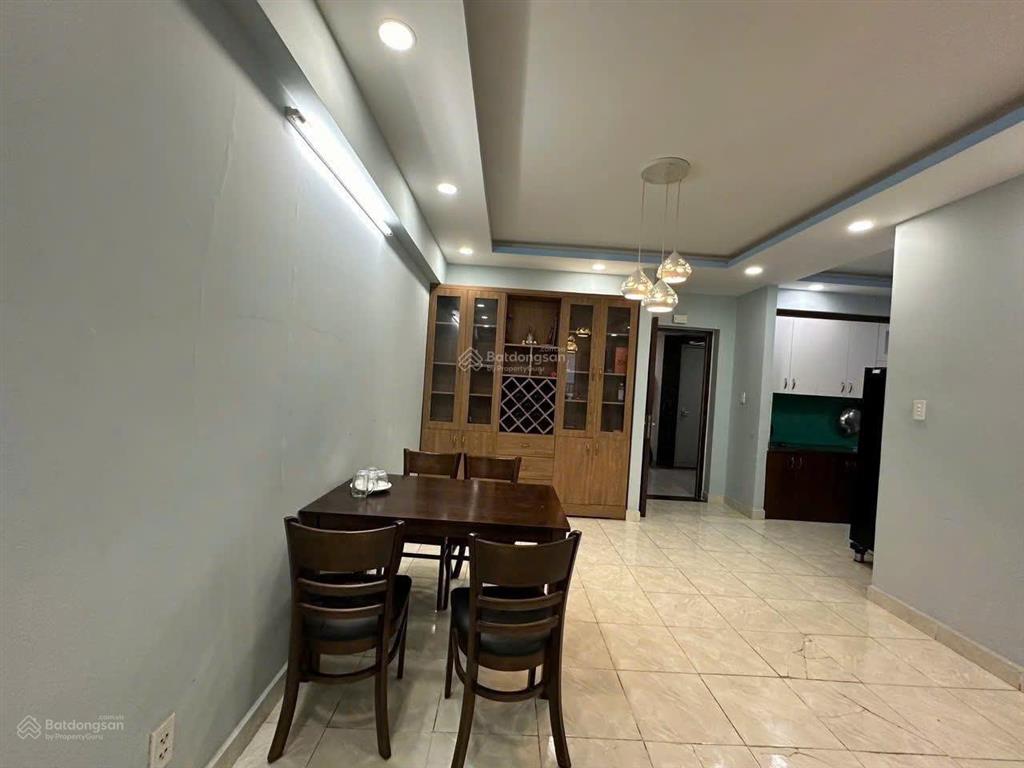 Chung cư screc, 974a trường sa, q3 95m2, 14 triệu, 3p ngủ
