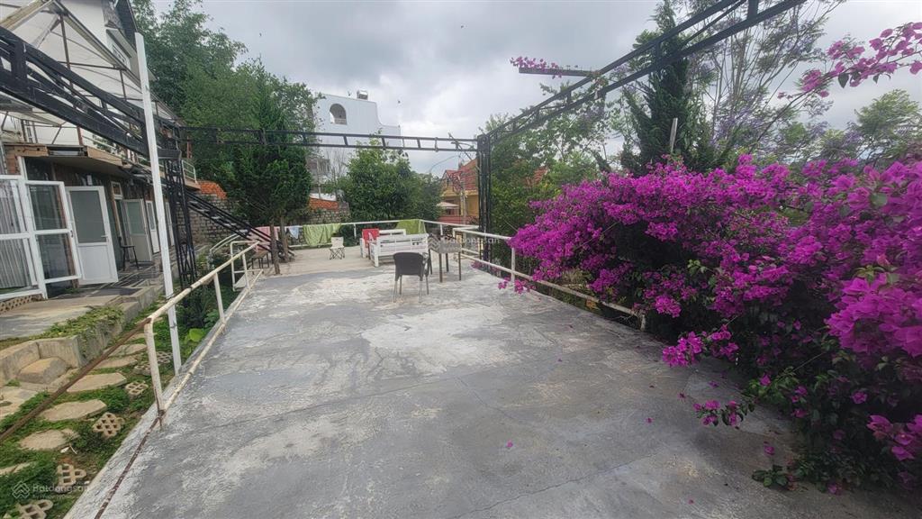 Chính chủ ,bán nhà 300m² 7pn trịnh hoài đức đà lạt thích hợp homestay