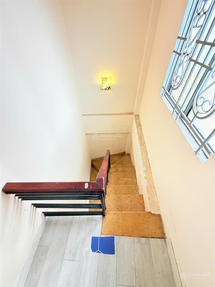 Bán nhà 20m2/3 tầng đường huỳnh văn bánh, phường 17, phú nhuận, giá 4,4 tỷ
