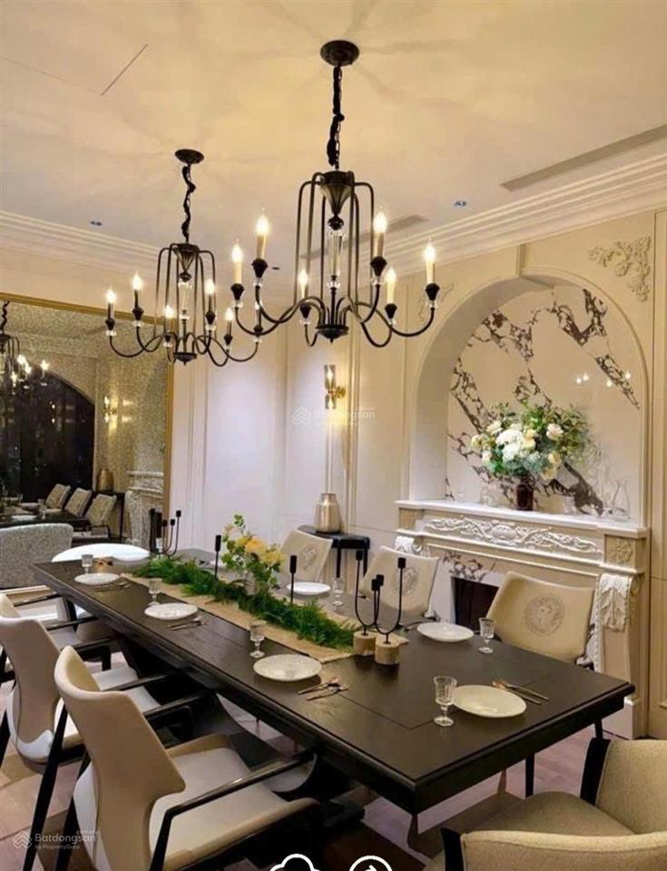 Nhà đẹp phố nguyễn văn cừ, dt 80 m2, 7 tầng, 2 mặt tiền, view hồ, kd