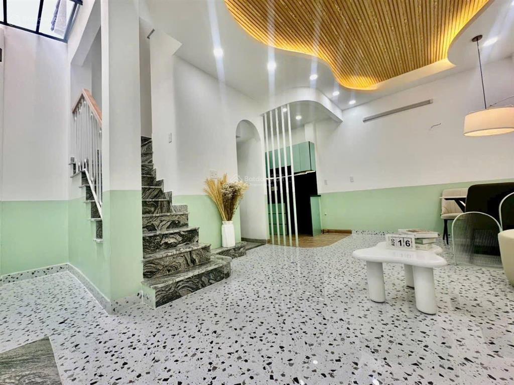 Nhà đẹp 4 tầng lầu dương bá trạc p.1 quận 8