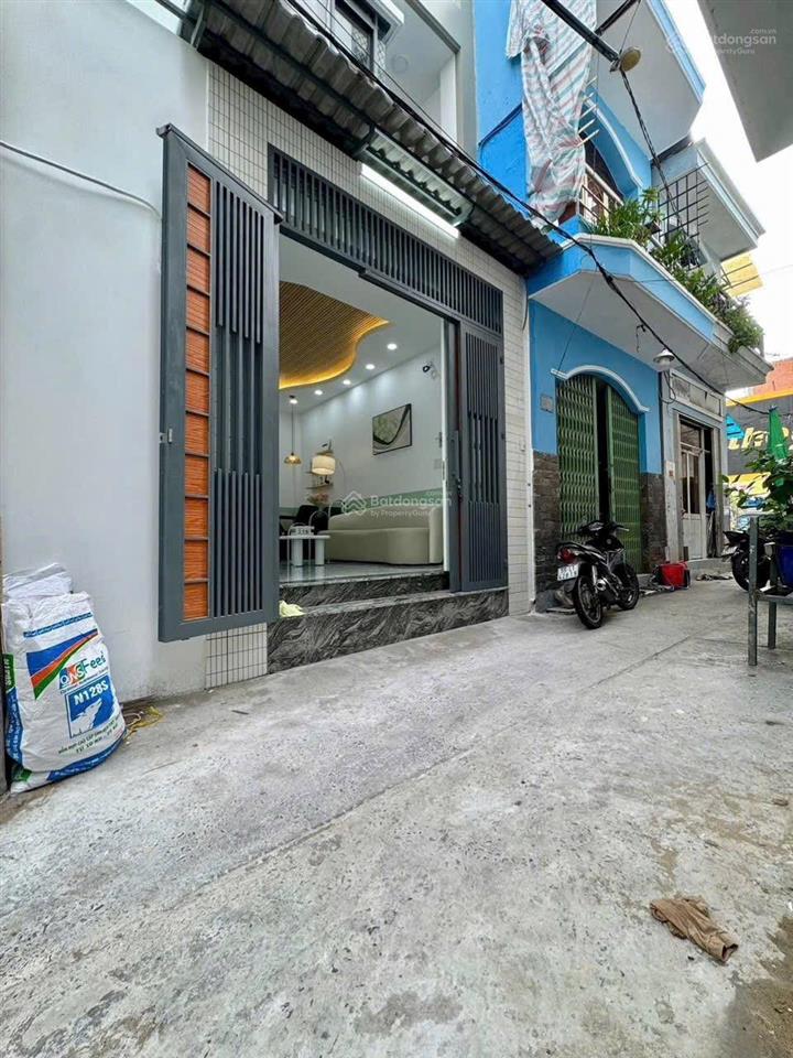 Nhà đẹp 4 tầng lầu dương bá trạc p.1 quận 8