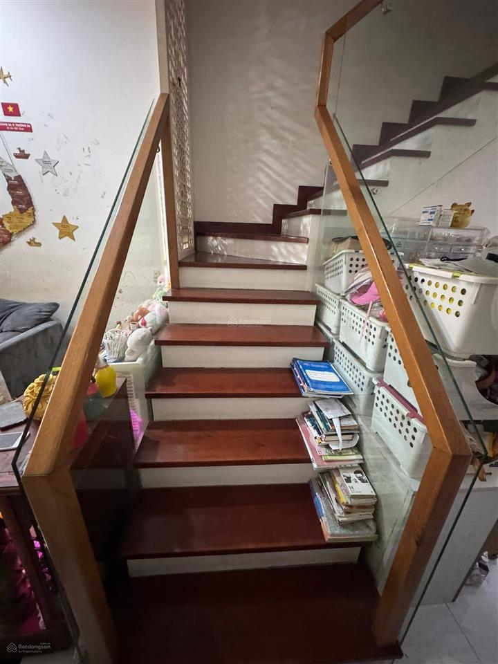 Nhà 5 tầng mt hẻm xe hơi phường 1 quận 8