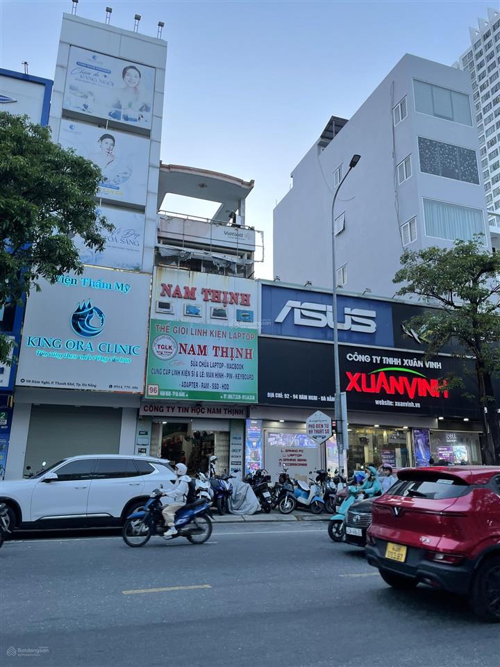 Tôi chính chủ cần bán nhanh mặt tiền điện biên phủ,giá 10ty8 sát ngã 4 hà huy tập.đang c.thue 20tr