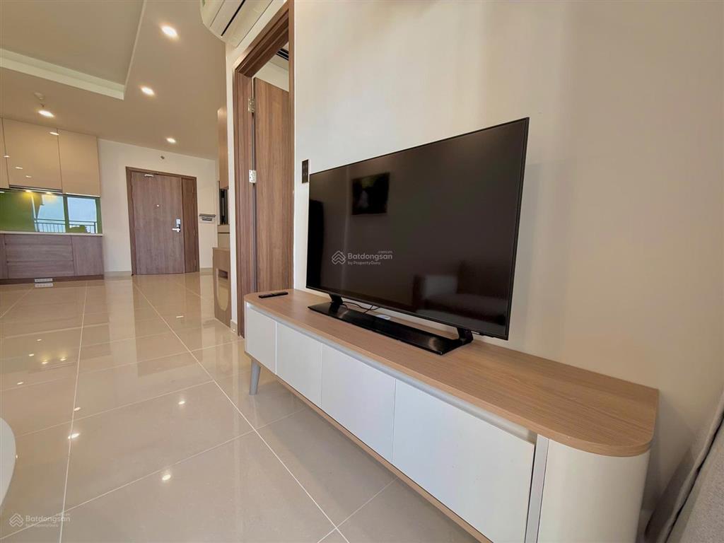 Cần bán căn hộ q7 riverside mặt tiền đường đào trí 1pn  1wc giá 3,2 tỷ full nội thất  0902 537 ***